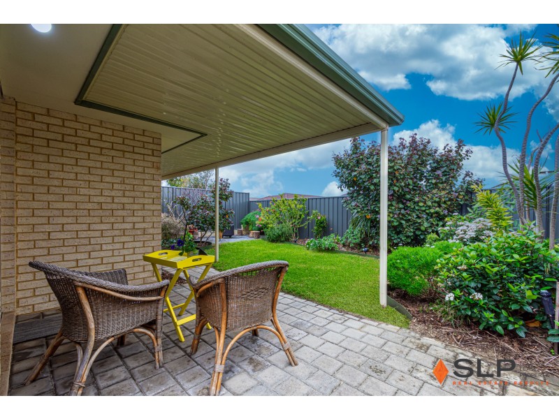15 Jingana Road, Banksia Grove WA 6031