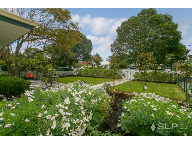 7 Chadwick Street, Hilton WA 6163