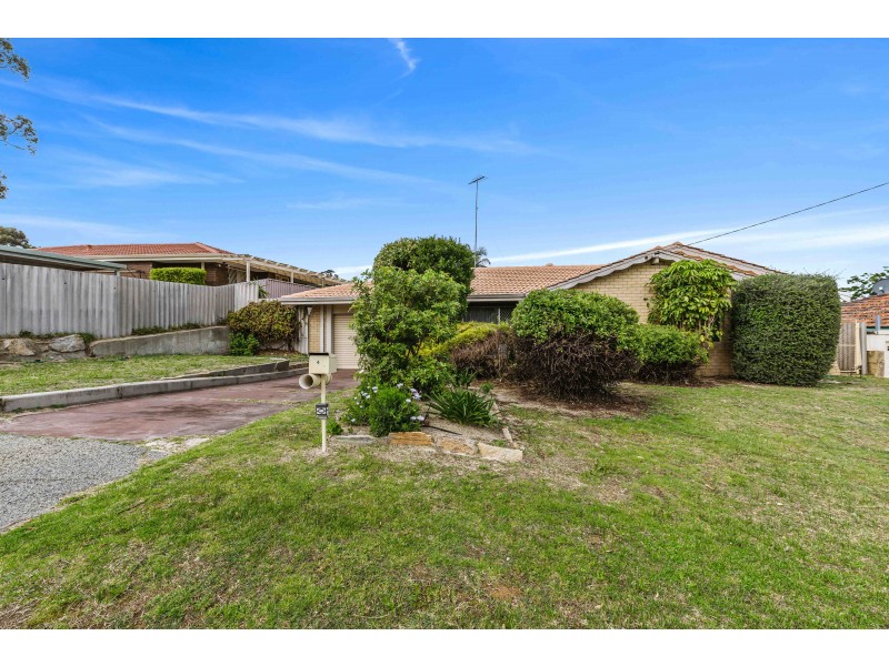 4 Topeka Place, Wanneroo WA 6065