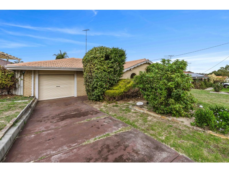 4 Topeka Place, Wanneroo WA 6065