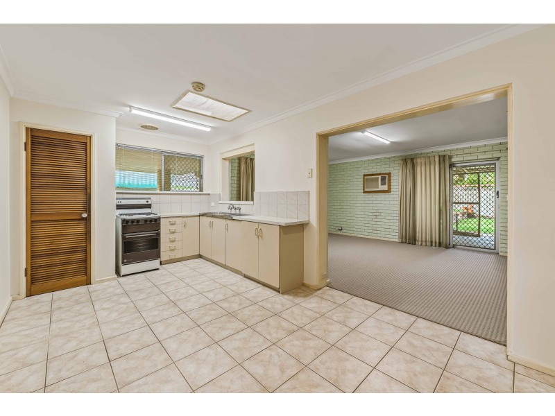 4 Topeka Place, Wanneroo WA 6065
