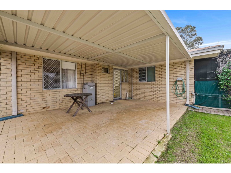 4 Topeka Place, Wanneroo WA 6065