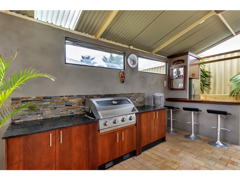 12 Newbridge Green, Butler WA 6036