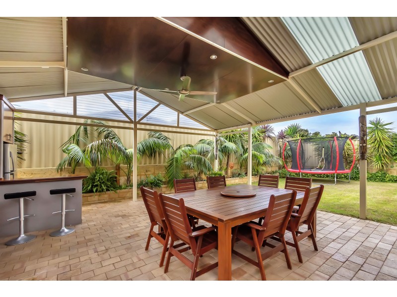 12 Newbridge Green, Butler WA 6036