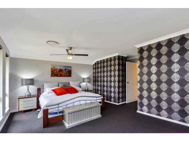 12 Newbridge Green, Butler WA 6036
