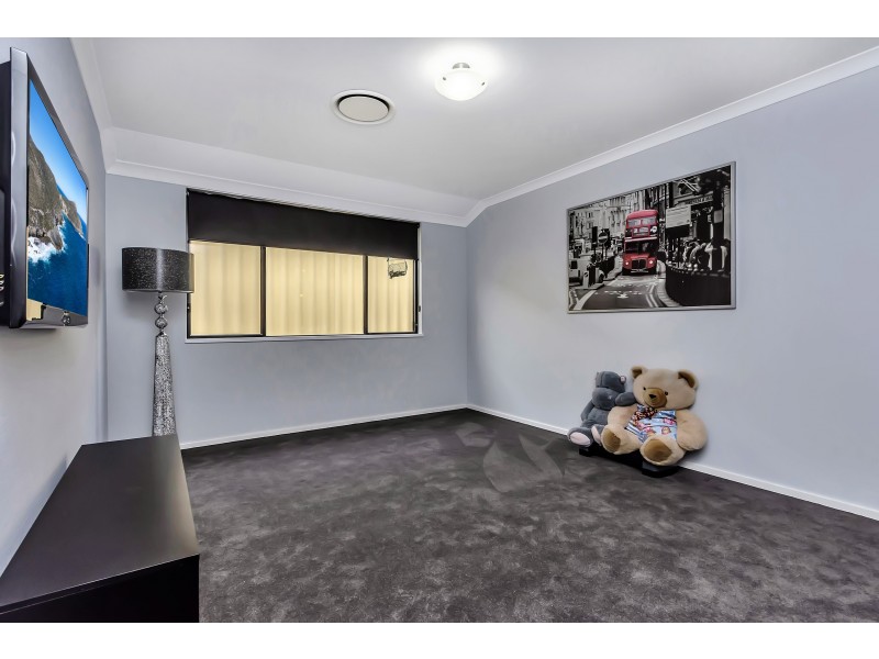 12 Newbridge Green, Butler WA 6036