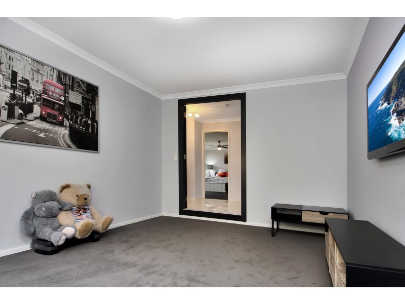 12 Newbridge Green, Butler WA 6036