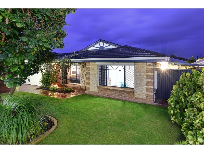 51 Celadon Loop, Banksia Grove WA 6031