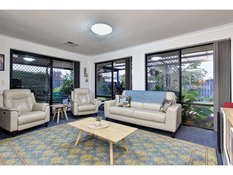 51 Celadon Loop, Banksia Grove WA 6031