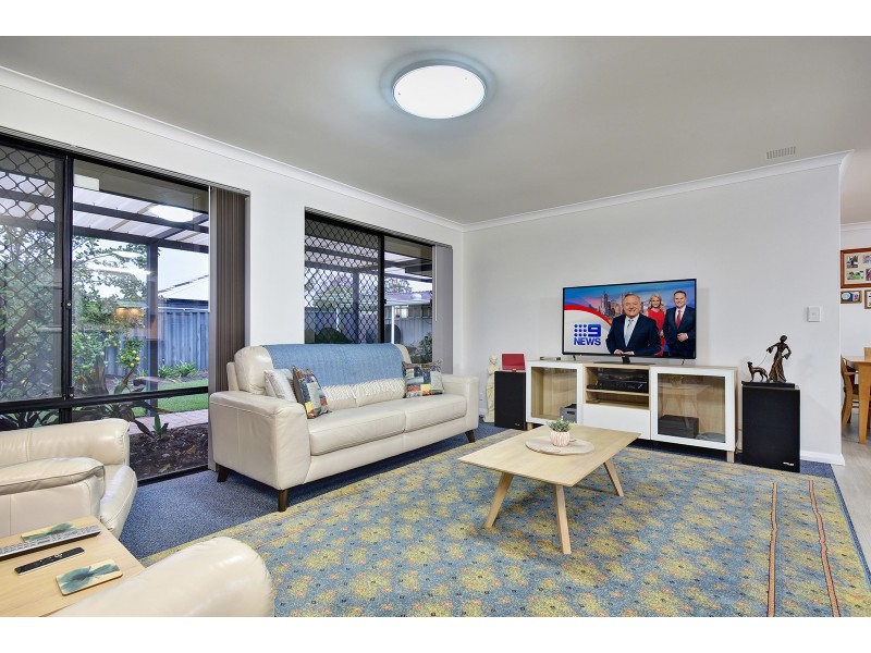 51 Celadon Loop, Banksia Grove WA 6031