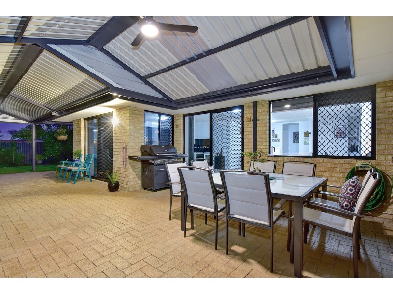 51 Celadon Loop, Banksia Grove WA 6031