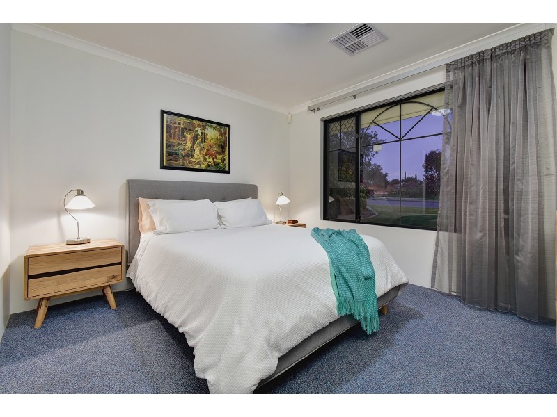 51 Celadon Loop, Banksia Grove WA 6031