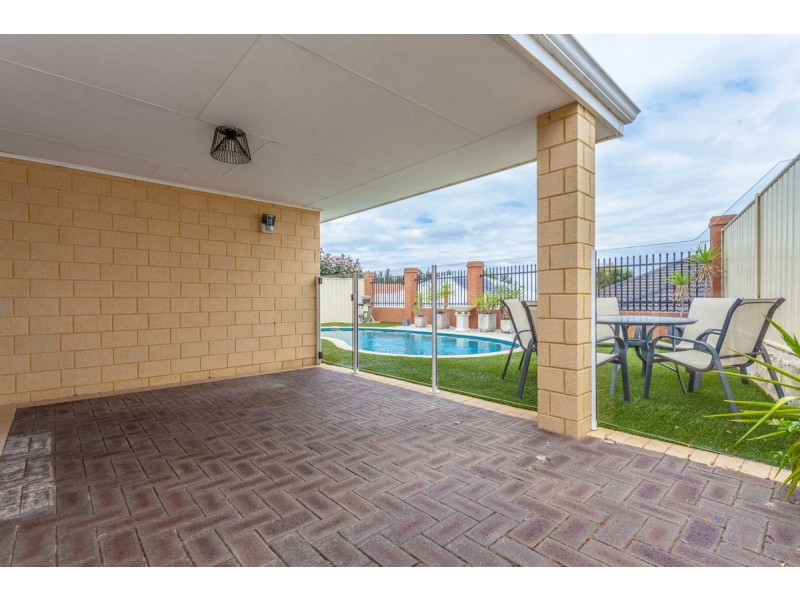 30 Nambi Parkway, Banksia Grove WA 6031