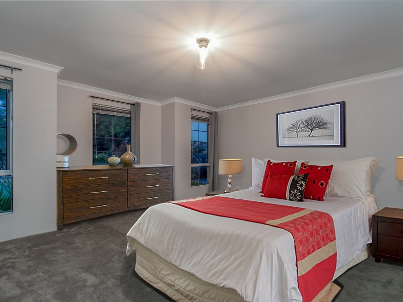 30 Nambi Parkway, Banksia Grove WA 6031