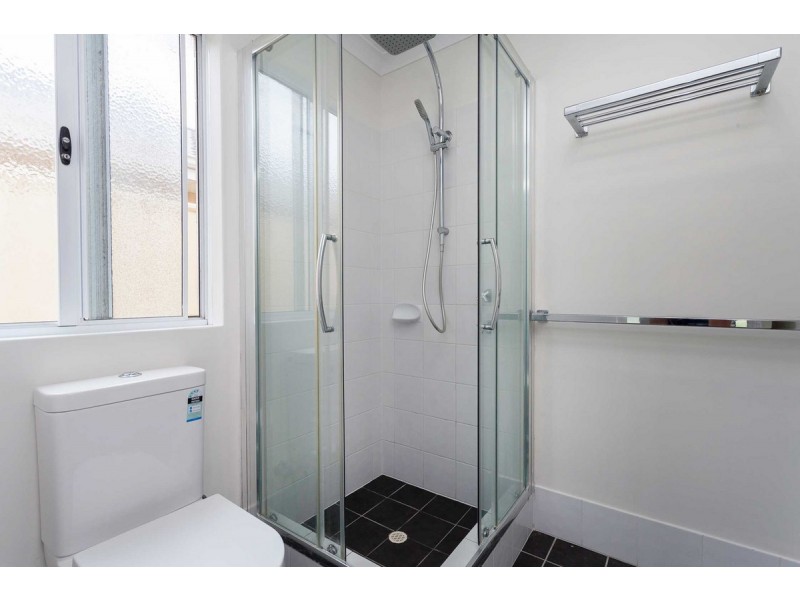 30 Nambi Parkway, Banksia Grove WA 6031