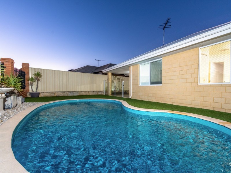 30 Nambi Parkway, Banksia Grove WA 6031