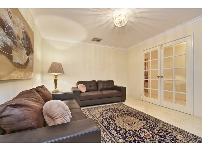 21 Millendon Street, Carramar WA 6031