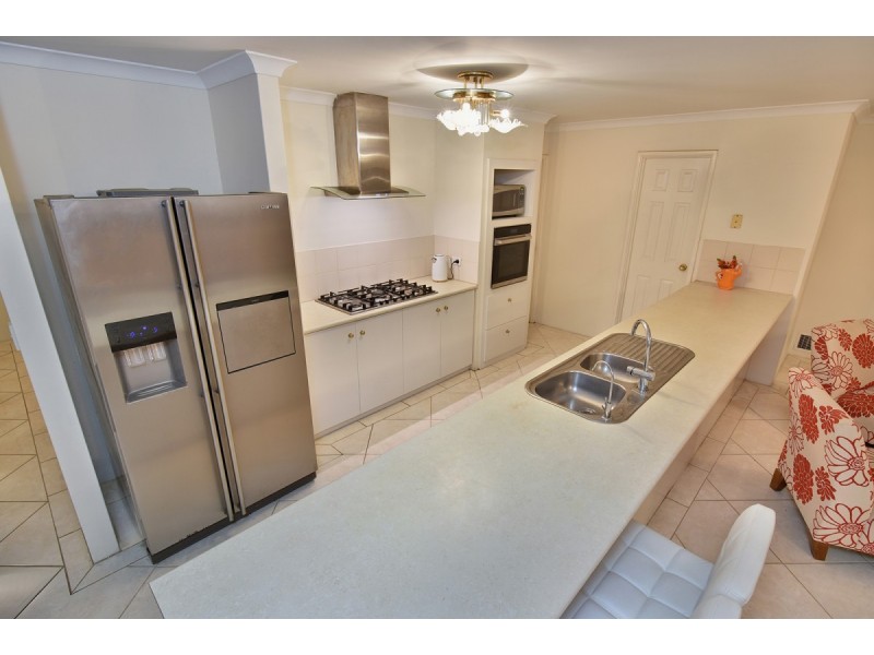 21 Millendon Street, Carramar WA 6031