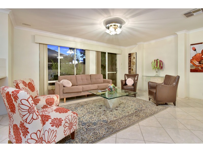 21 Millendon Street, Carramar WA 6031