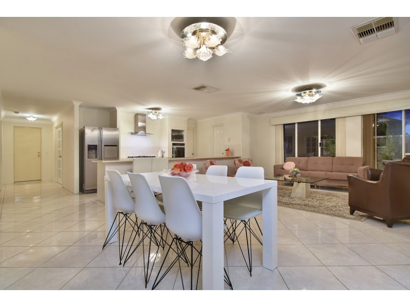 21 Millendon Street, Carramar WA 6031