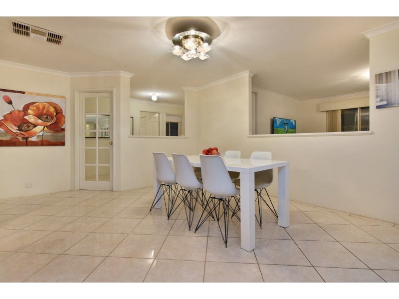 21 Millendon Street, Carramar WA 6031