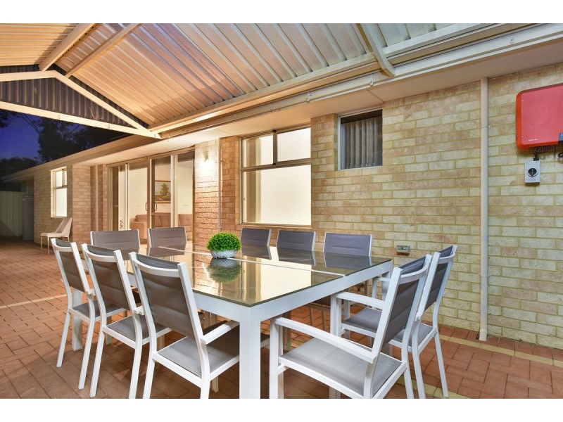 21 Millendon Street, Carramar WA 6031