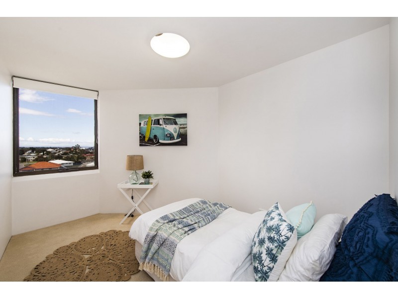 22/6A Valley Road, Halls Head WA 6210