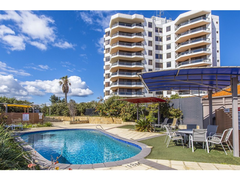 22/6A Valley Road, Halls Head WA 6210