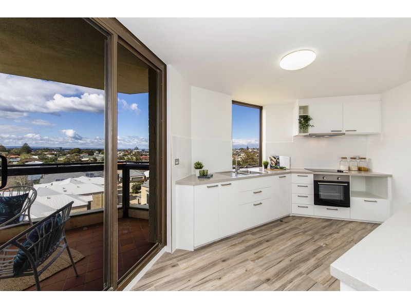 22/6A Valley Road, Halls Head WA 6210