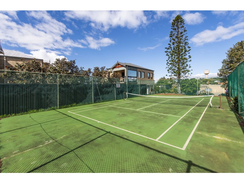22/6A Valley Road, Halls Head WA 6210