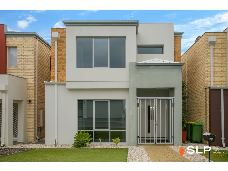 11 Fullston Way, Beaconsfield WA 6162