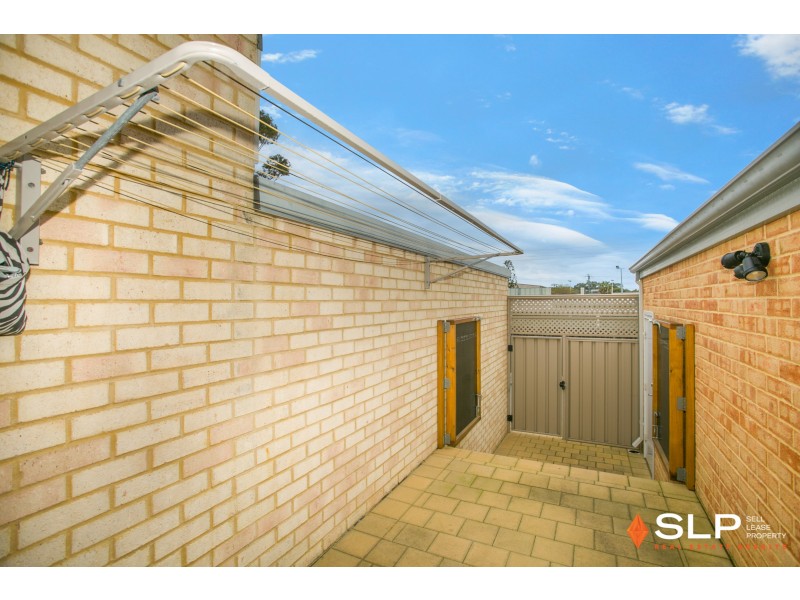 11 Fullston Way, Beaconsfield WA 6162