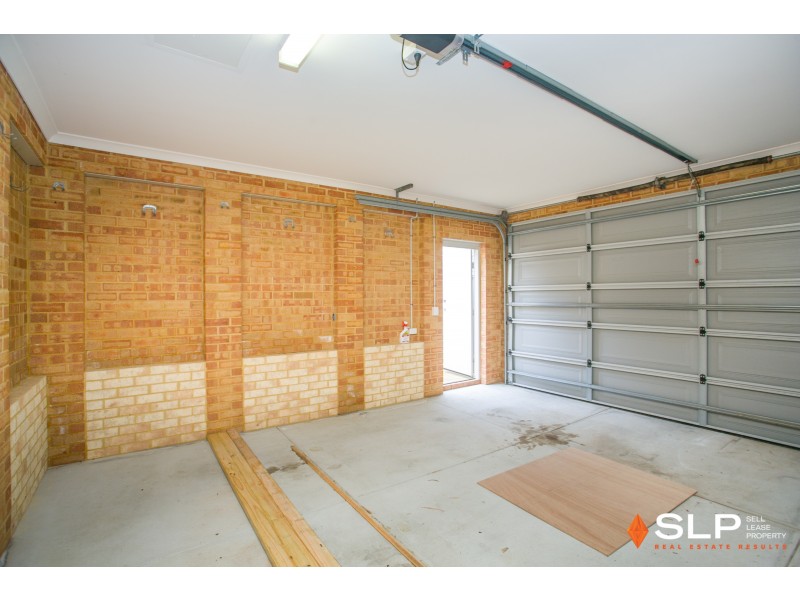 11 Fullston Way, Beaconsfield WA 6162