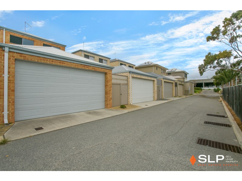 11 Fullston Way, Beaconsfield WA 6162