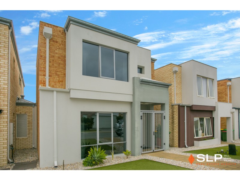 11 Fullston Way, Beaconsfield WA 6162