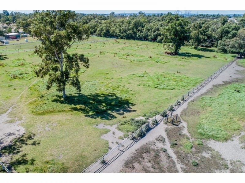 22 Clementi Road, Mandogalup WA 6167