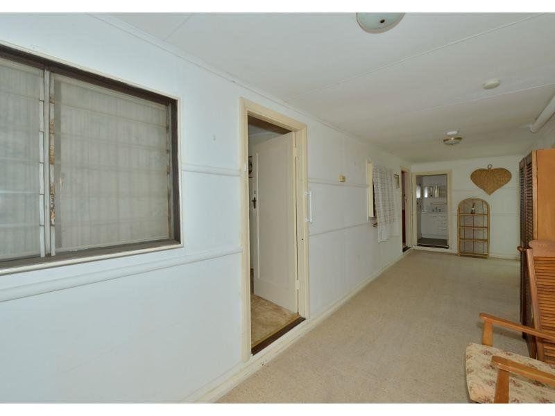 24 Loxton Street, Dudley Park WA 6210