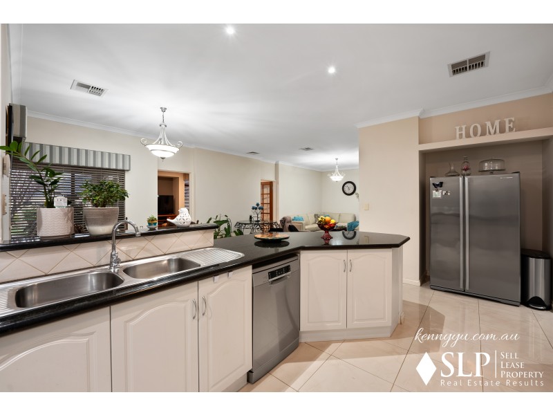 32 Martindale Avenue, Madeley WA 6065