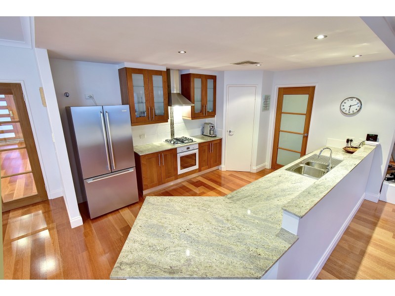 26 Eastman Turn, Tapping WA 6065