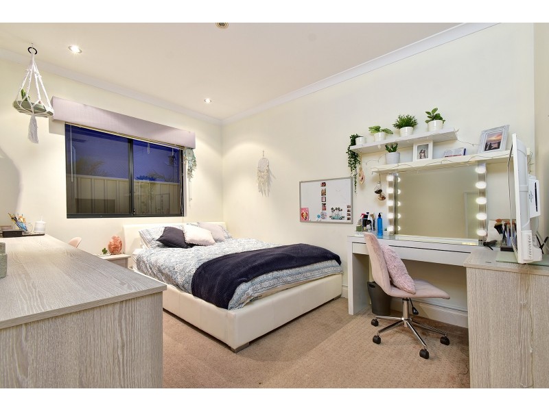 26 Eastman Turn, Tapping WA 6065