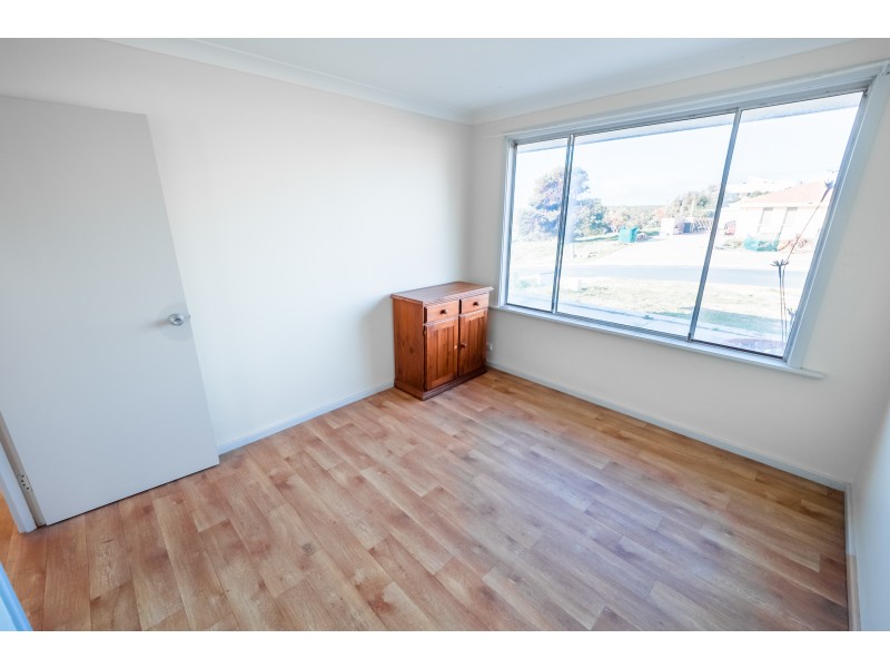 8 Douglas Street, Seabird WA 6042