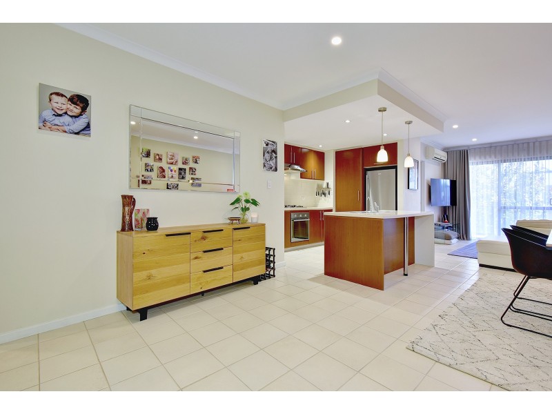 23/5 Eastleigh Loop, Currambine WA 6028