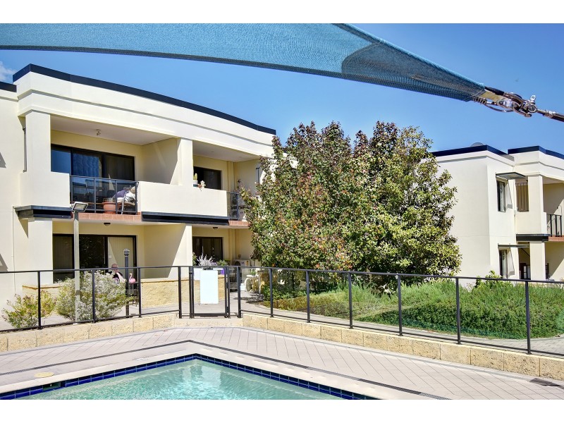 23/5 Eastleigh Loop, Currambine WA 6028