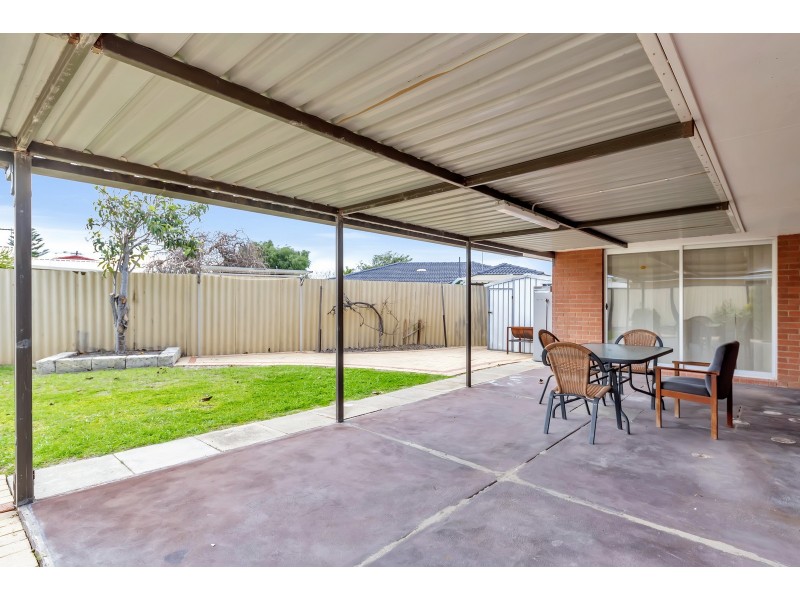 32 Ricketts Court, Rockingham WA 6168