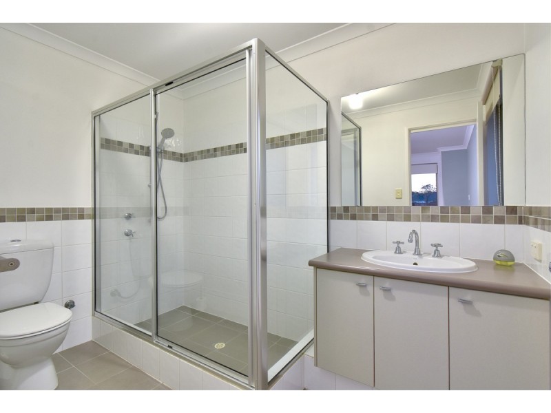 22 Willeroo Chase, Carramar WA 6031