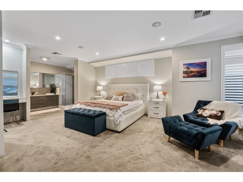 33 Goundrey Drive, Pearsall WA 6065