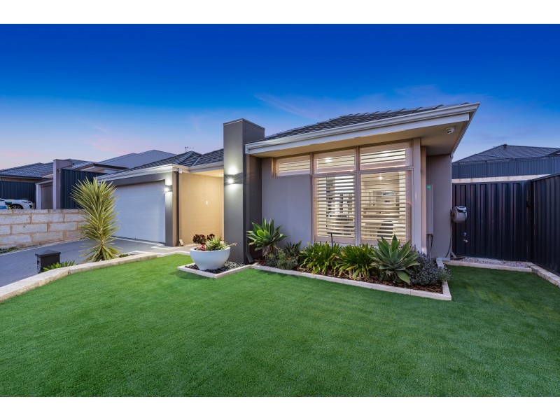 33 Goundrey Drive, Pearsall WA 6065