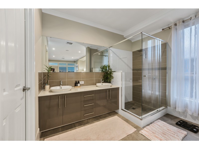 33 Goundrey Drive, Pearsall WA 6065