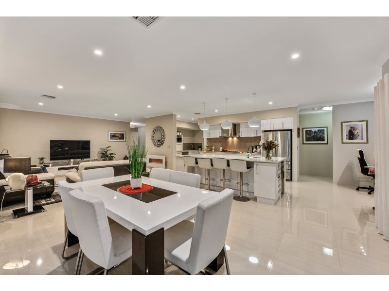 33 Goundrey Drive, Pearsall WA 6065