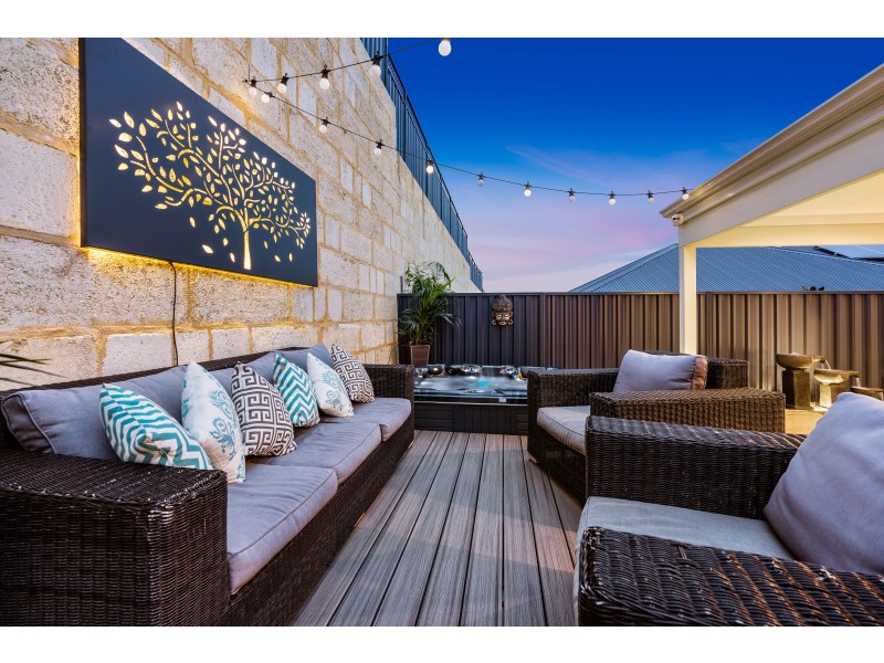 33 Goundrey Drive, Pearsall WA 6065